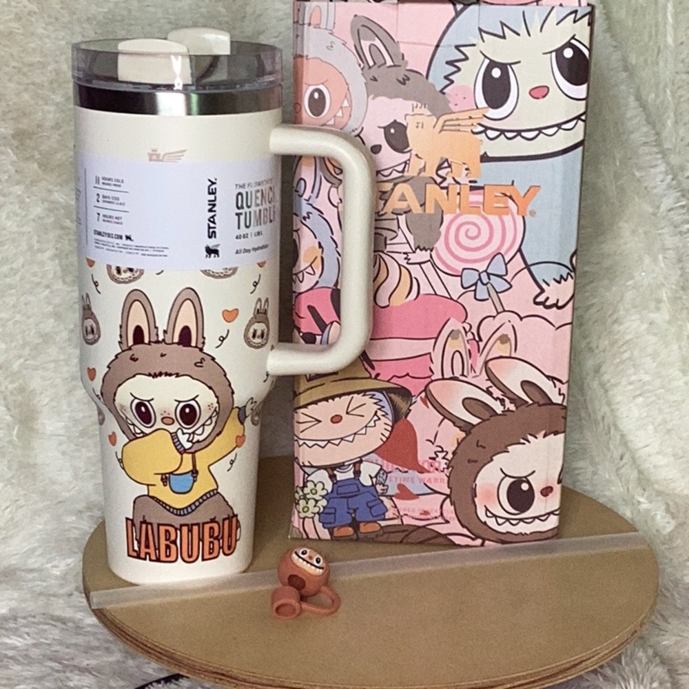 Labubu  QUENCHER H2.O Cream and Brown Tumbler 40 oz